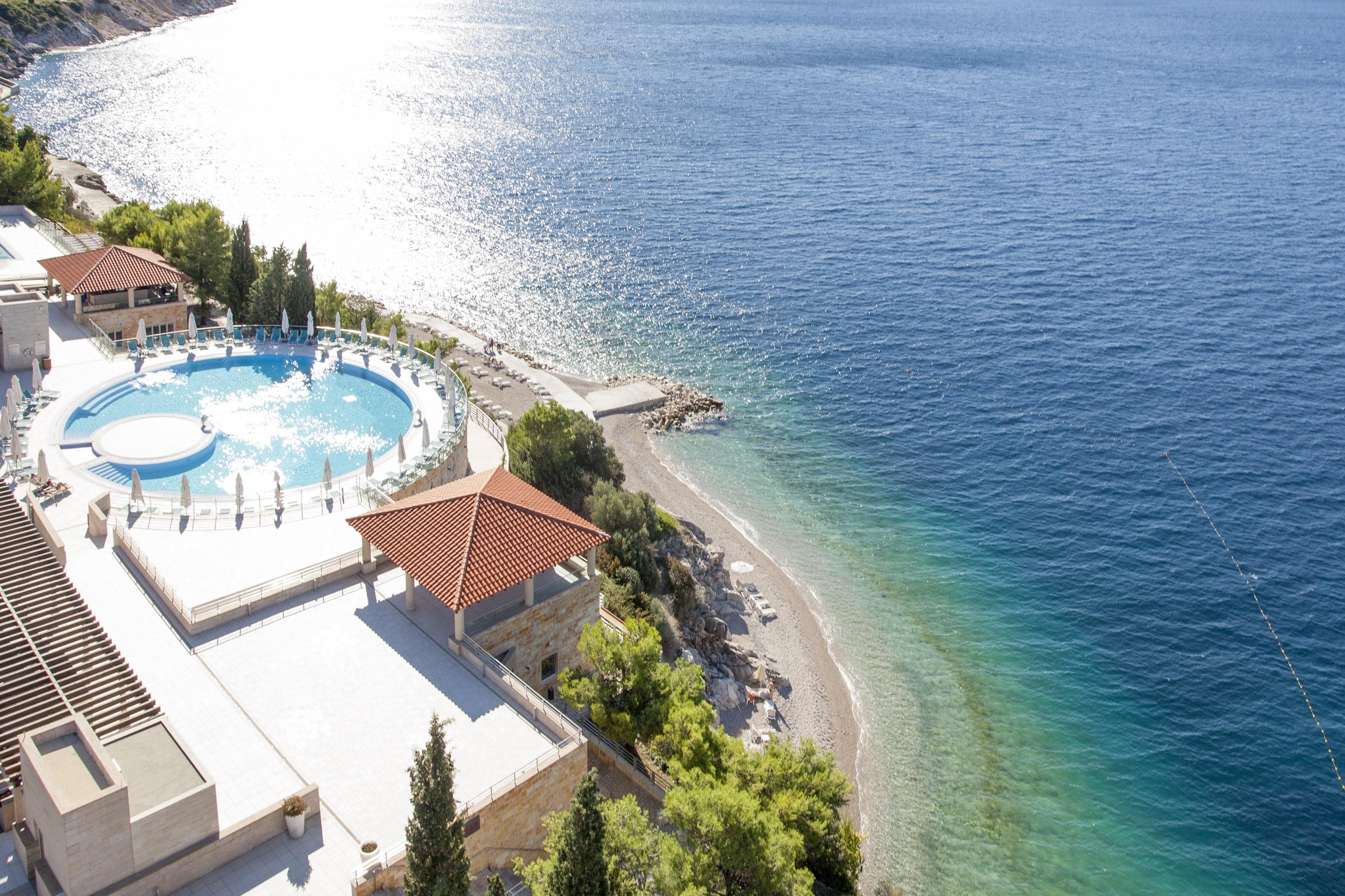 Sun Gardens Dubrovnik Hotel Exterior photo The beach at the hotel